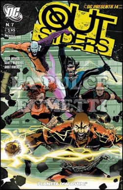 DC PRESENTA # 14 - OUTSIDERS 7 (DI 10)